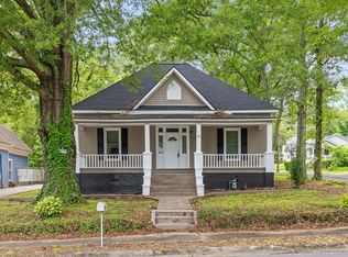 11 Pine St NE, Rome, GA 30161