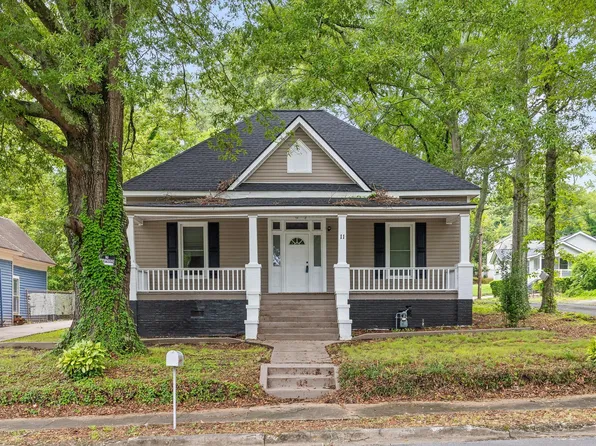 11 Pine St NE, Rome, GA 30161