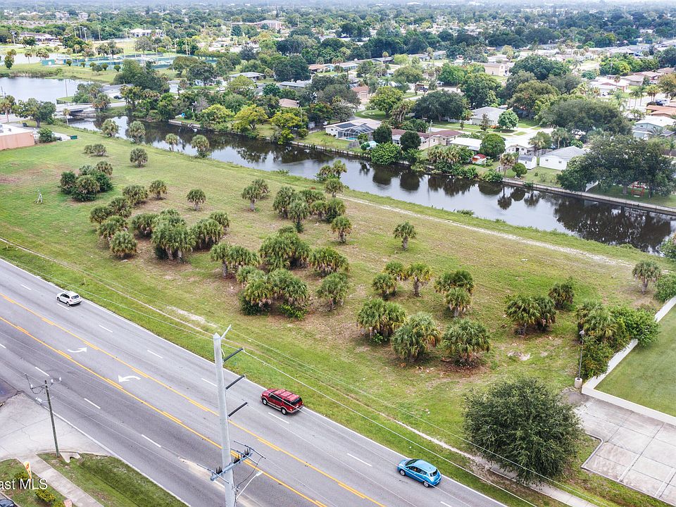 1st image of 551 N Wickham Rd