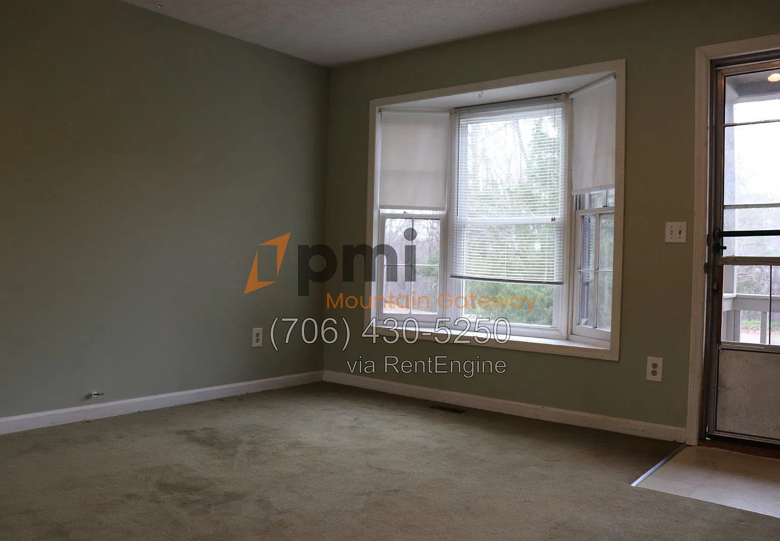 2 bed, 1.5 bath, $1,100 — Photo 3