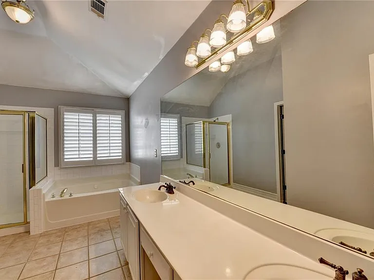 2072 Fairport Way — Photo 38