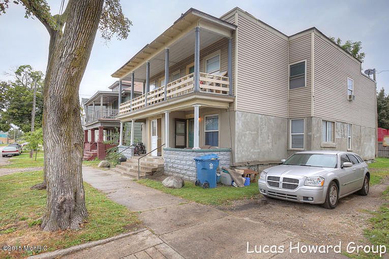 1st image of 407 11th St NW #4