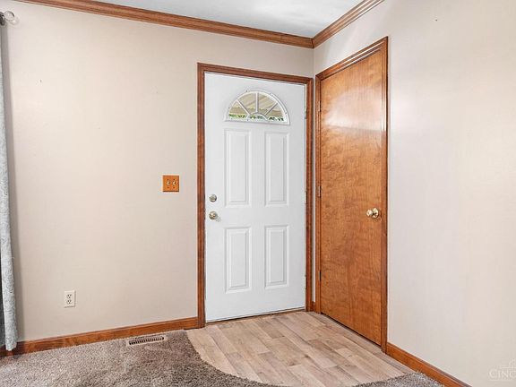 5th image of 117 Glenavy Dr