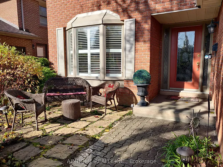 80 Golf Links Dr — Photo 2