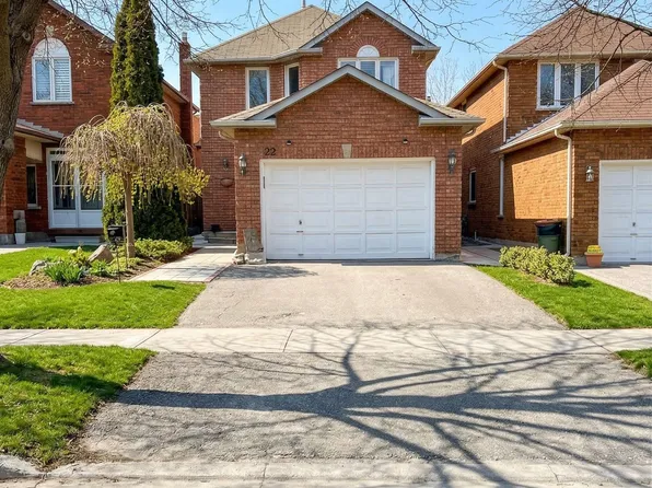 22 Elmpark Ct, Richmond Hill, ON L4C 9T8