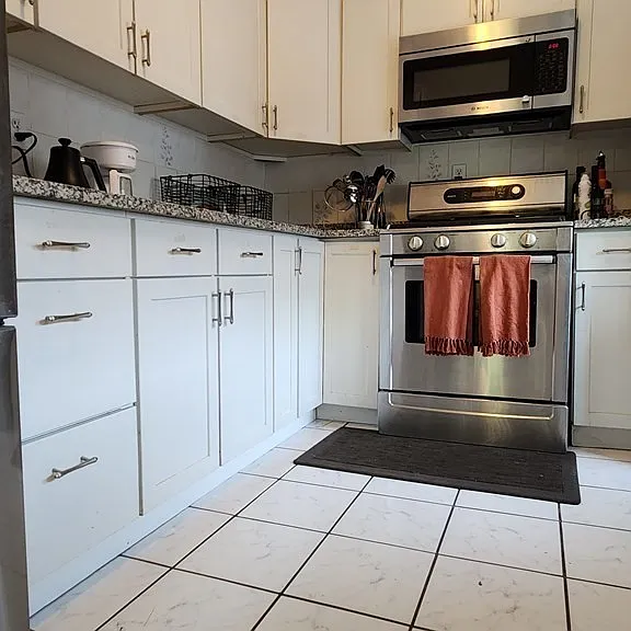 55 Thatcher St #6 — Photo 11