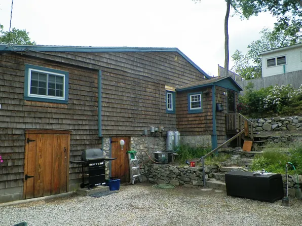 97A Lake Shore Dr, Glocester, RI 02814