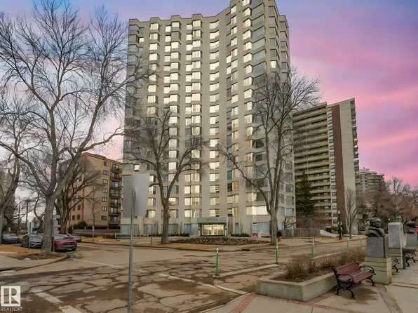 11826 100th Ave NW #601, Edmonton, AB T5K 0K3