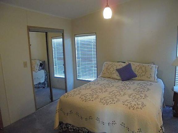 4th image of 64 White Feather Ln