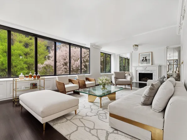 45 East 80th Street image 1 of 8