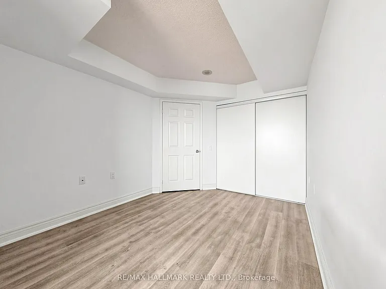 35 Finch Ave E #1808 — Photo 20