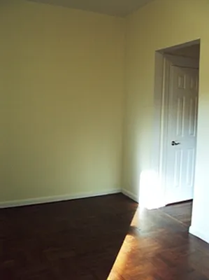 Rented by City Connections Realty | media 32