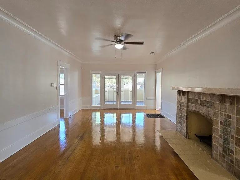 921 E Terrace Ave #A — Photo 5