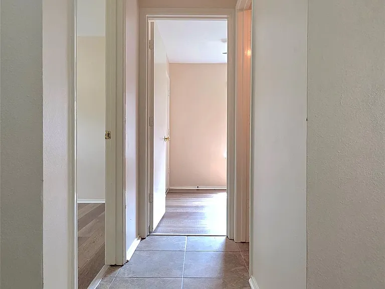 16106 Darwood Ct — Photo 19