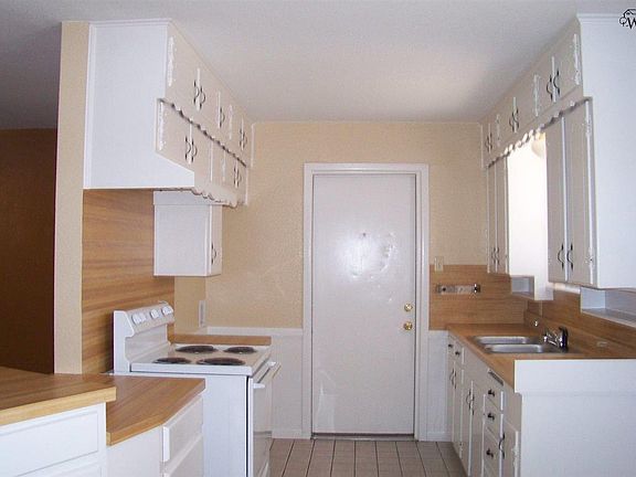 5th image of 1128 W Louisa Ave
