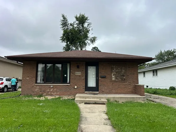 18440 Wildwood Ave, Lansing, IL 60438