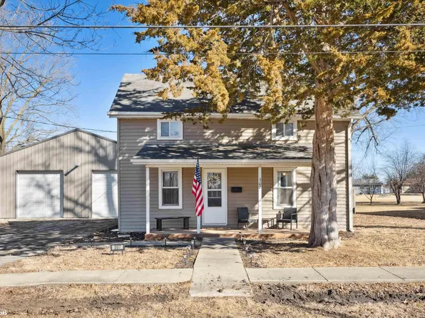 307 S Cottonwood St, New London, IA 52645