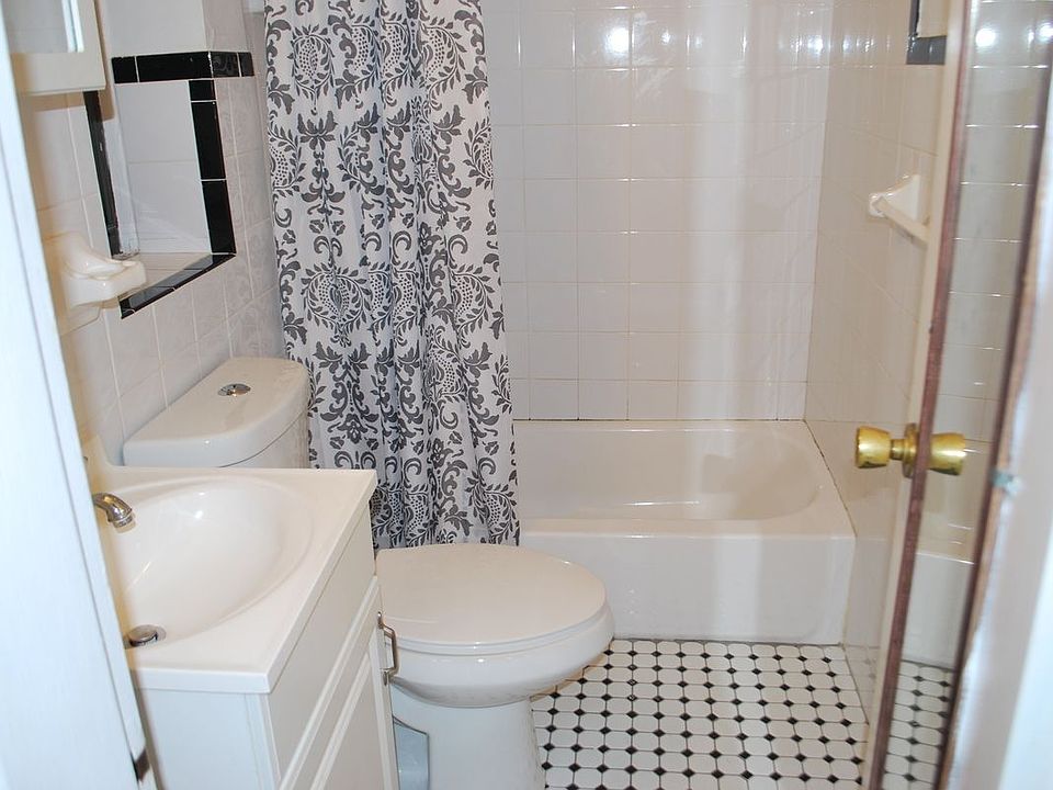 2nd image of 533 E 83rd St #5A
