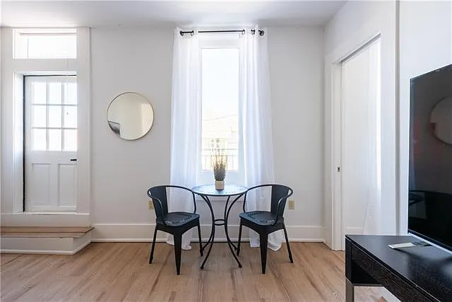 3918 Baronne St #202 — Photo 6