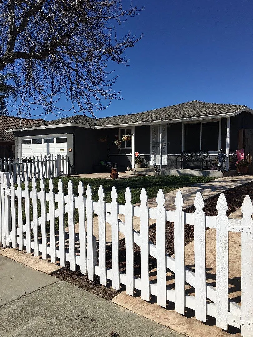 2125 Hogan Dr photo 1