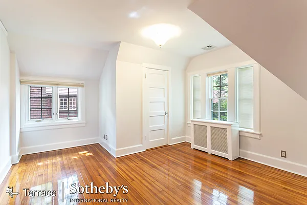 Sold by Terrace Sotheby's International Realty | media 71