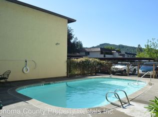 2437 Bethards Dr #11, Santa Rosa, CA 95405