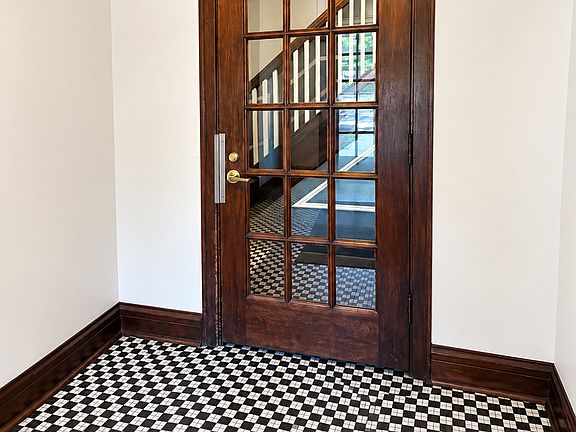 3rd image of 7078 N Wolcott Ave APT G