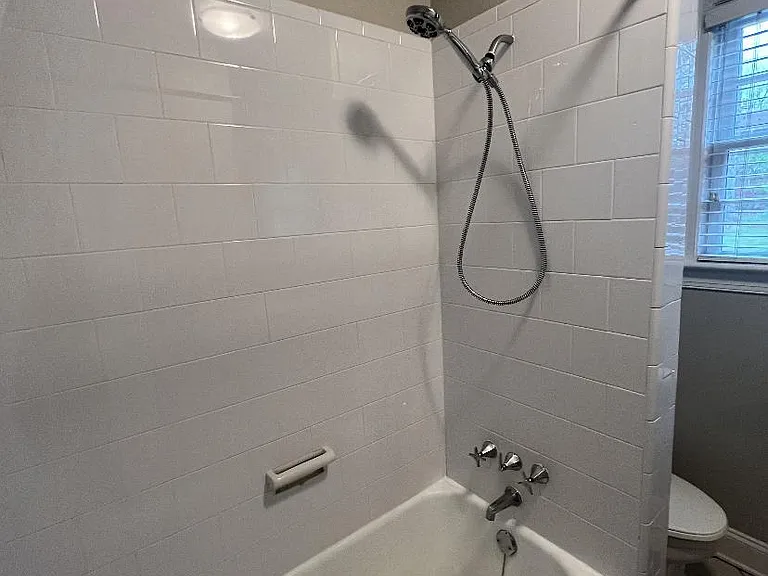 1st floor bath
