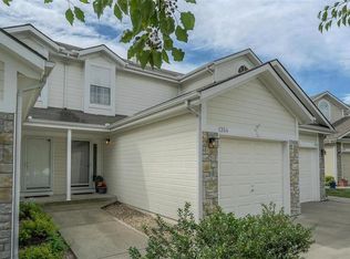 1354 NW Hidden Ridge Cir, Blue Springs, MO 64015