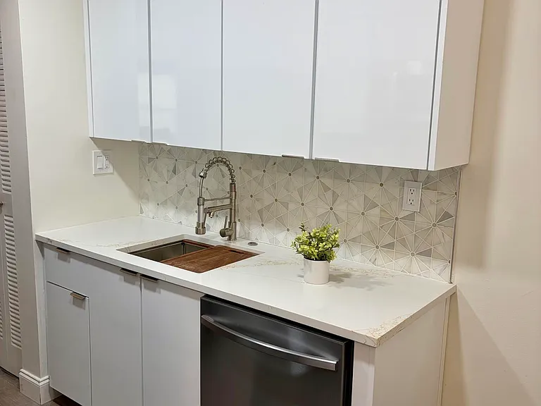 1357 NW 94th Way #1357 — Photo 6