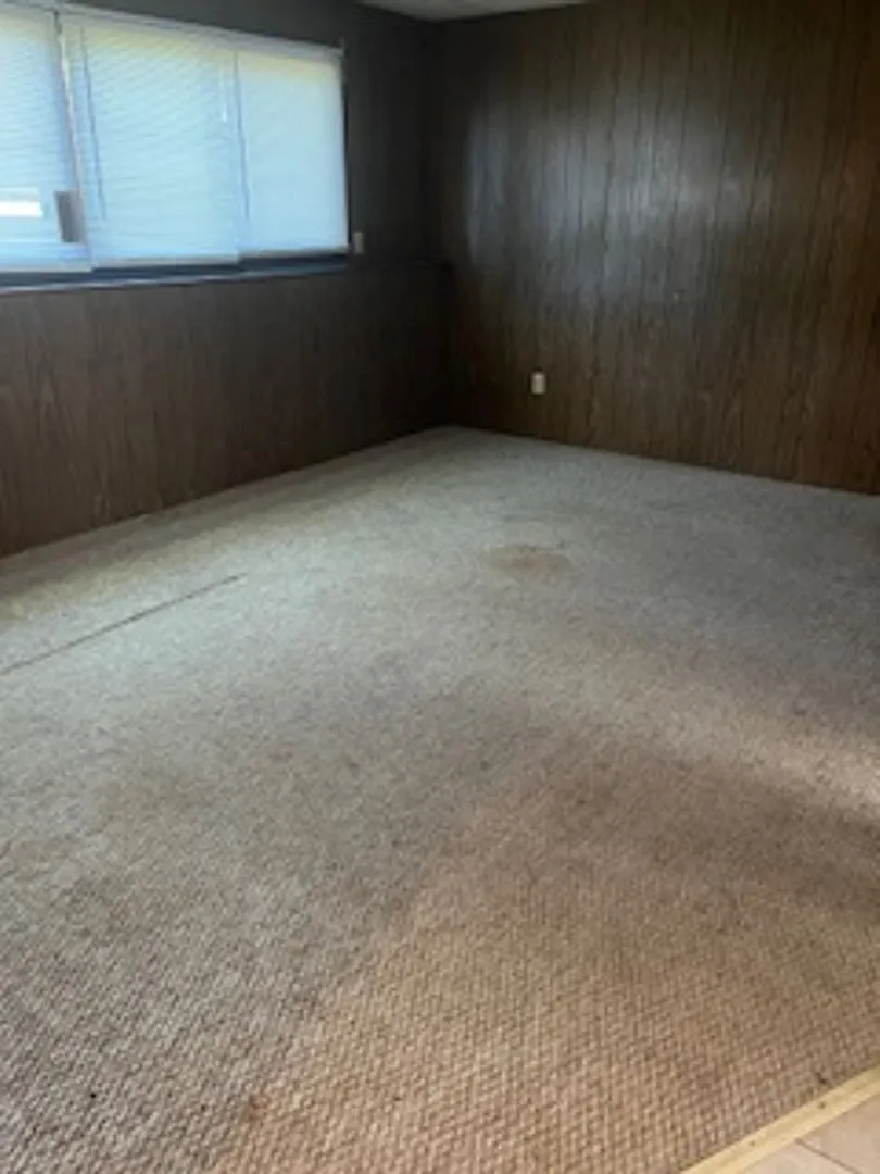 Acorn Drive — Photo 4