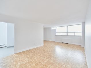 45 La Rose Ave #1.5, Toronto, ON M9P1A8