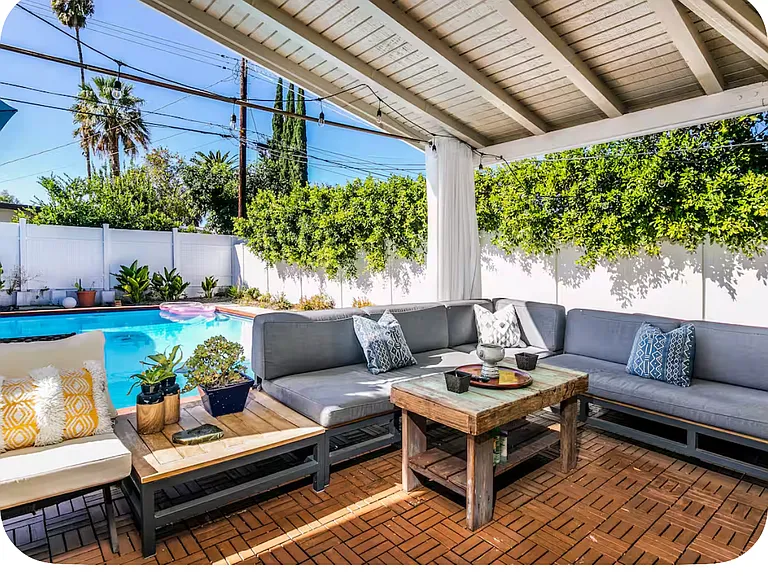 7801 Capistrano Ave — Photo 3