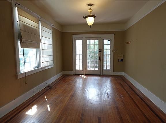 5th image of 2423 Broadway St APT A
