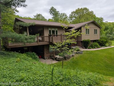 2130 Valley Gate, Milford, MI, 48380