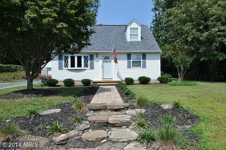 1st image of 324 Clifton Ave