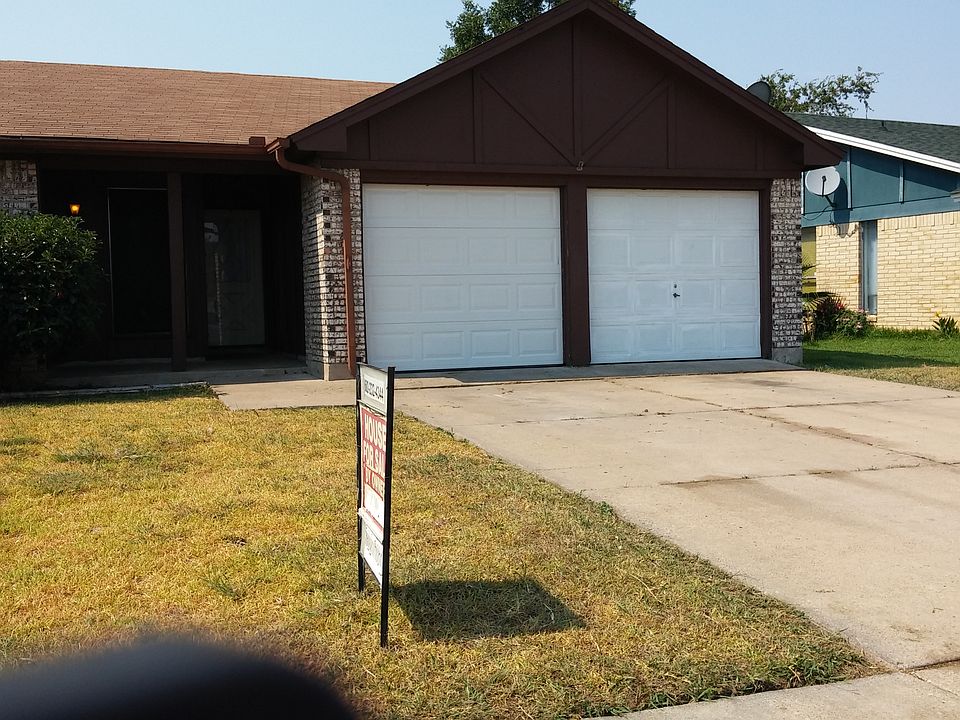 1st image of 500 Thomas Chapel Dr