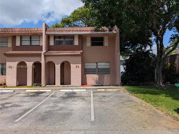 29 Seville Cir #4-49, Davie, FL 33324