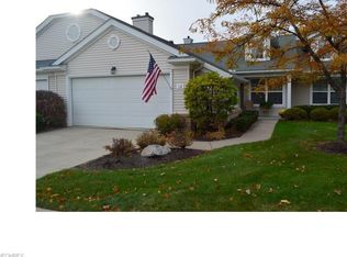 10 Community Dr, Avon Lake, OH 44012