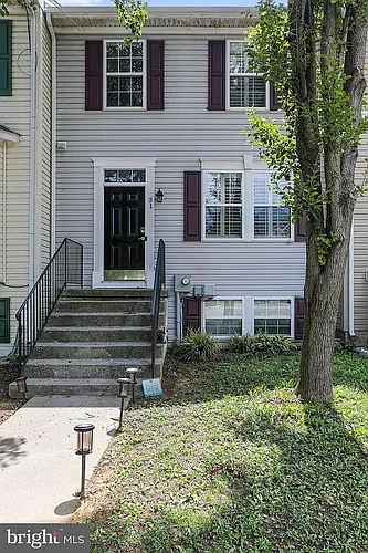 31 Holmes Dr Photo 1