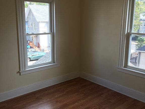 3rd image of 754 Norman Street # Fl 2nd