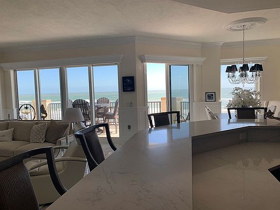 4th image of 85 Avenue De La Mer Unit 302