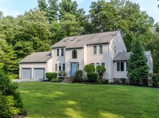 75 Willis Pond Rd, Taunton, MA 02780