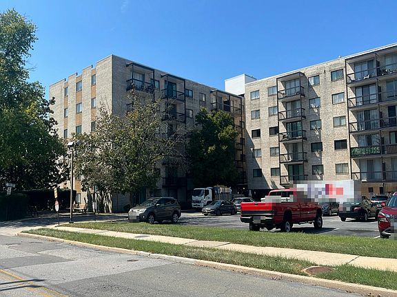 3rd image of 130 Slade Ave APT 225