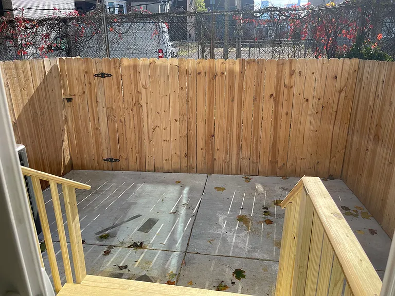 1624 W Stiles St #A — Photo 7