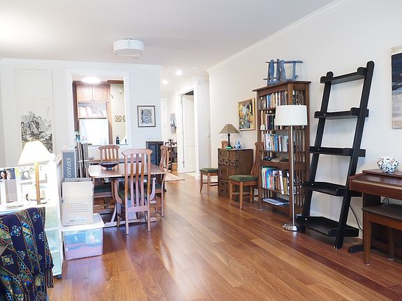 2nd image of 3326 California St APT 2