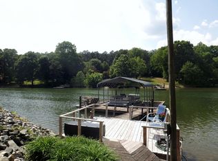 3663 Chevlot Hills Rd, Sherrills Ford, NC 28673