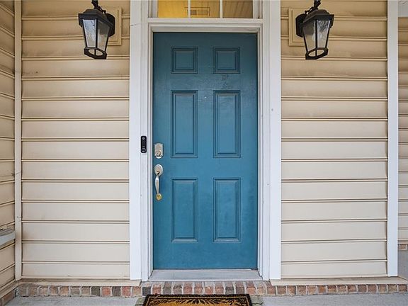 5th image of 2954 Greenwood Dr