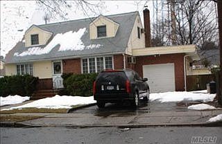 5th image of 895 Maloon Ave