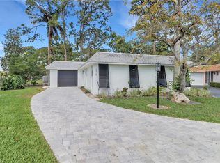 272 Yorkshire Ct #11, Naples, FL 34112